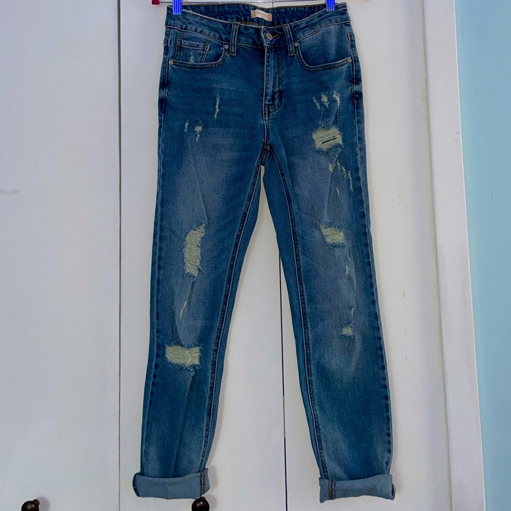 SUPER CUTE ALTAR’D STATE SIZE 25 SKINNY RIPPED BLUE JEANS